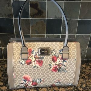 Nine West purse